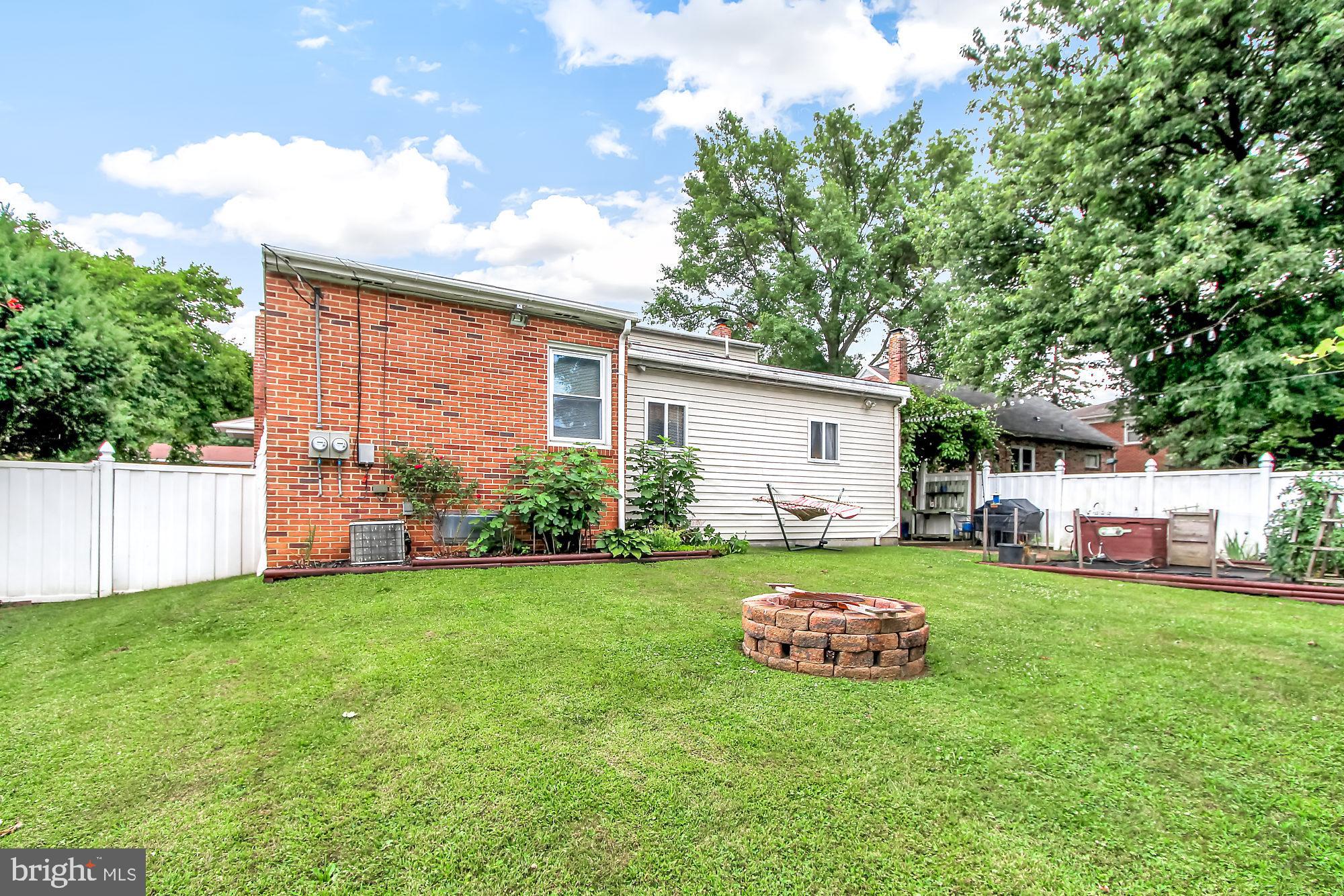 332 Wynwood Road York, PA 17402 - Photo 33 of 37 Gallery Image 33