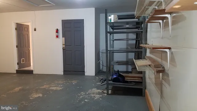 an empty room with a empty space