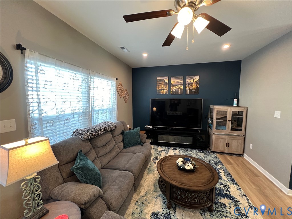 223 Whiteside Road Sandston, VA 23150 - Photo 7 of 12 Spacious with plenty of light!