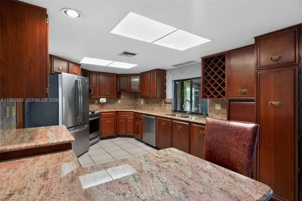$850,000 | 8535 Southeast May Terrace, Hobe Sound, FL 33455