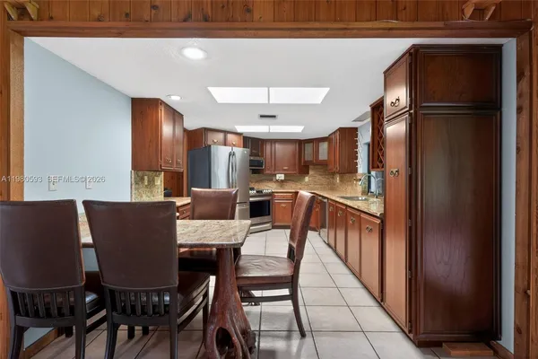 $850,000 | 8535 Southeast May Terrace, Hobe Sound, FL 33455