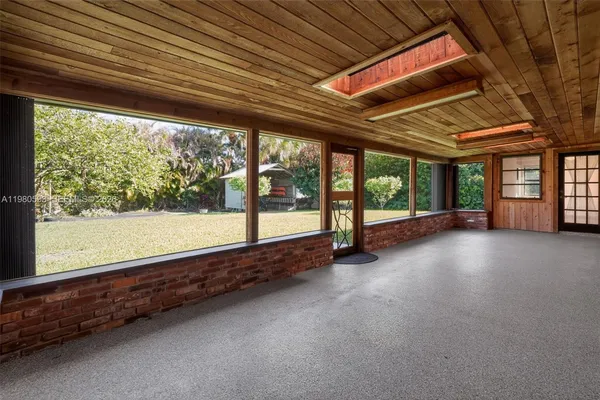 $850,000 | 8535 Southeast May Terrace, Hobe Sound, FL 33455