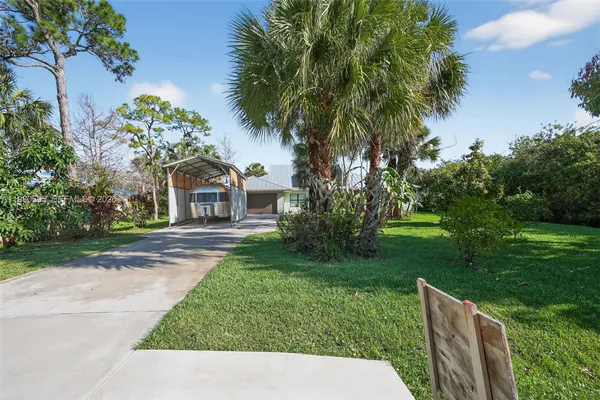 $850,000 | 8535 Southeast May Terrace, Hobe Sound, FL 33455