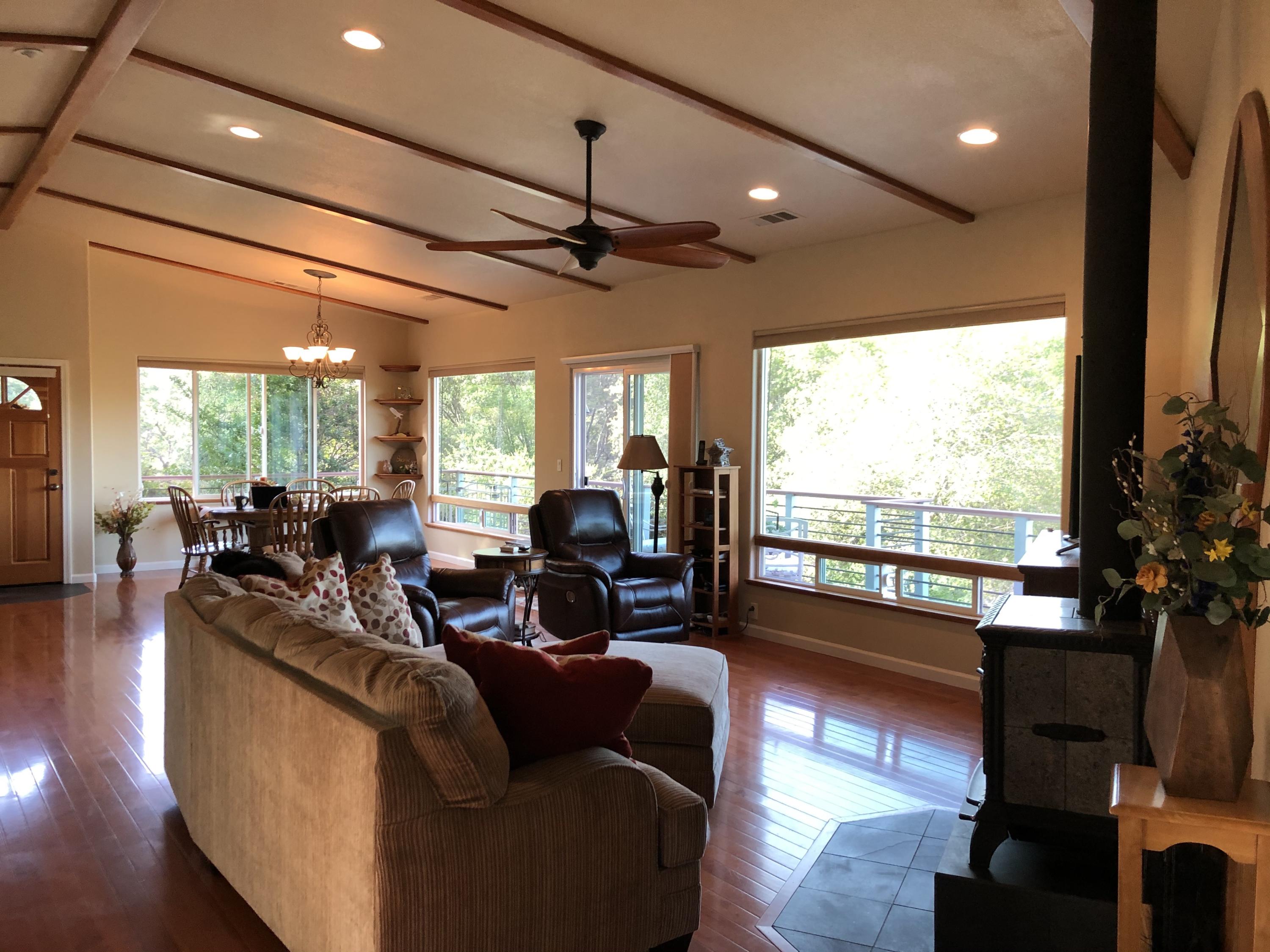 44060 Deer Canyon Road Three Rivers, CA 93271 - Photo 5 of 18 Great Room