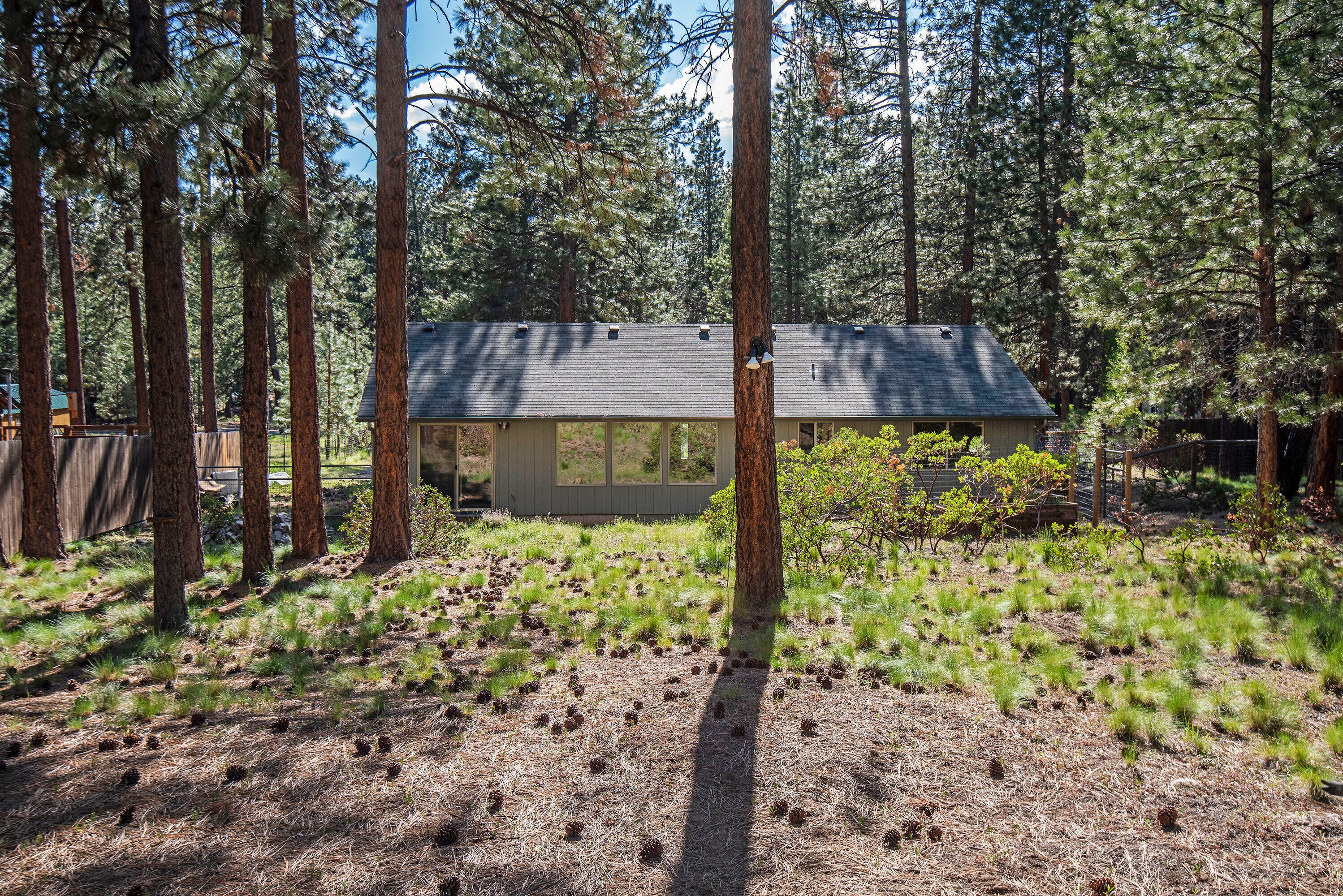 60160 Agate Road Bend, OR 97702 - Photo 17 of 19 Gallery Image 17