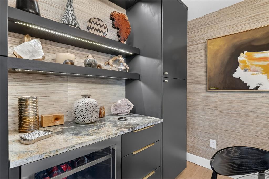 241 Bay Road Mount Dora, FL 32757 - Photo 20 of 57 a close view of kitchen appliances