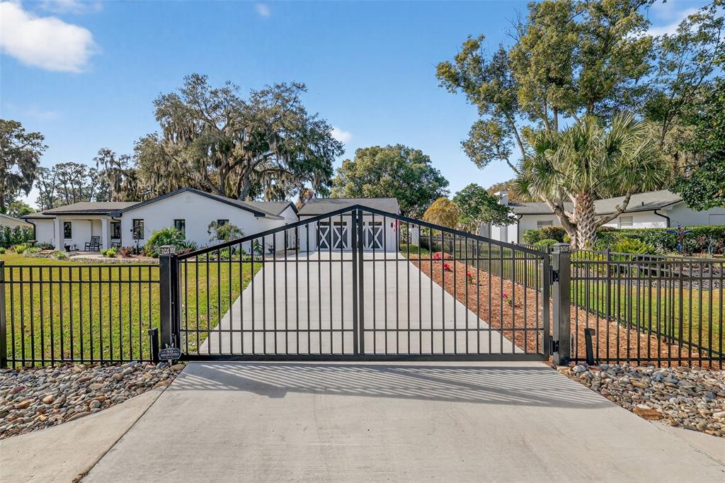 241 Bay Road Mount Dora, FL 32757 - Photo 5 of 57 a view of entrance gate