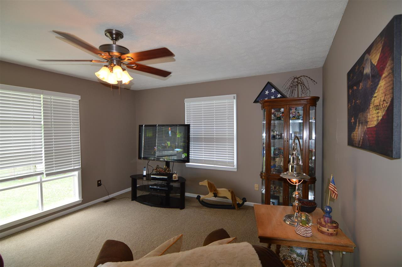 8323 Locust Grove Road Burlington, KY 41005 - Photo 11 of 30 Gallery Image 11