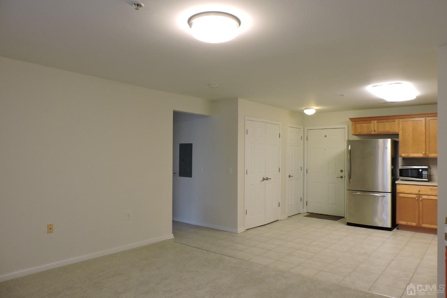 81 Liddle Avenue Edison, NJ 08837 - Photo 8 of 20