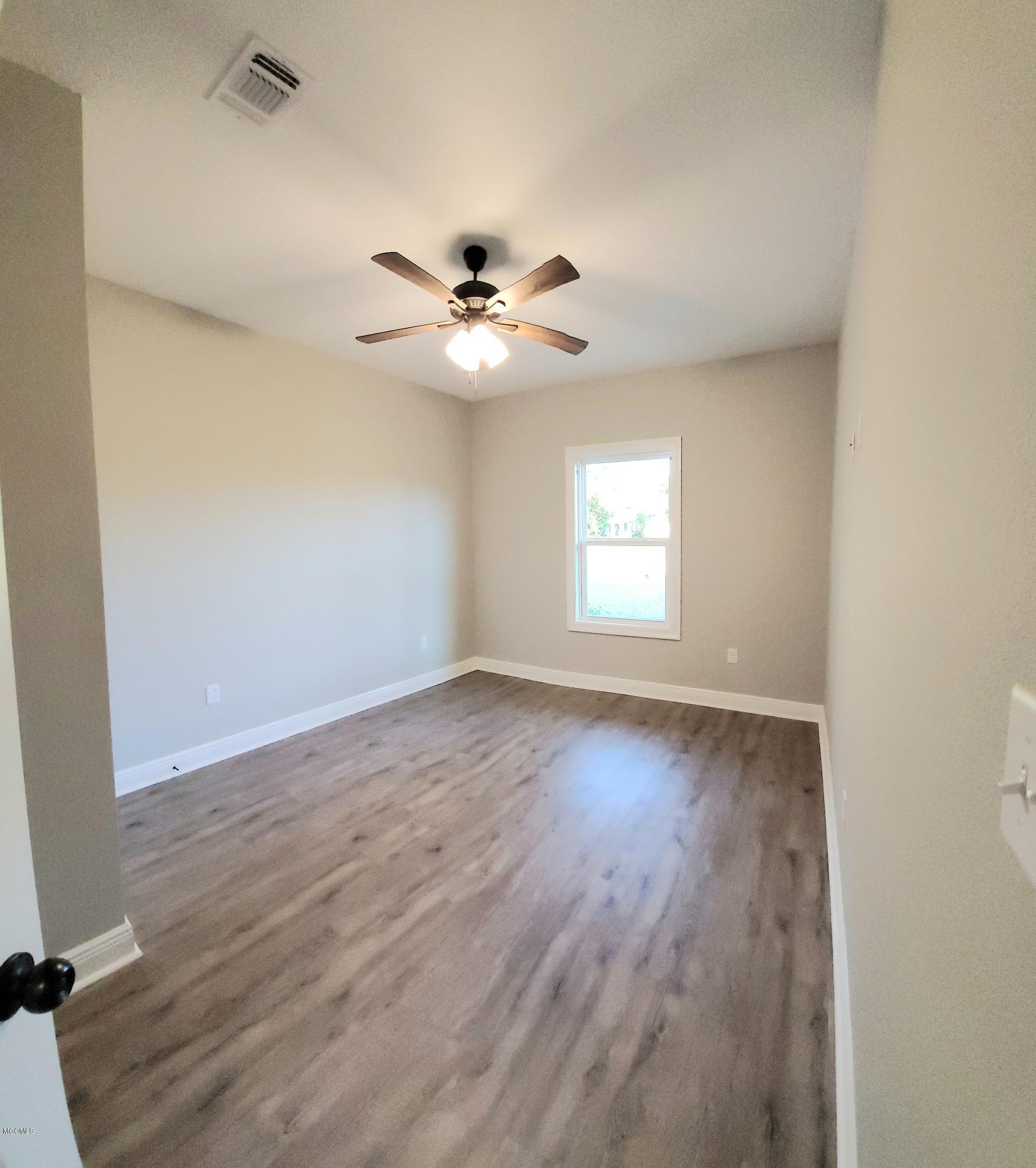 15300 Big Ridge Road Biloxi, MS 39532 - Photo 29 of 33 Bedroom 4