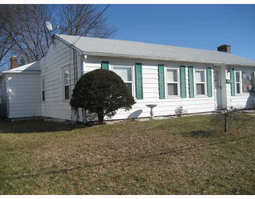 13 Whitman Street Coventry, RI 02816 - Photo 1 of 8 Exterior Front.