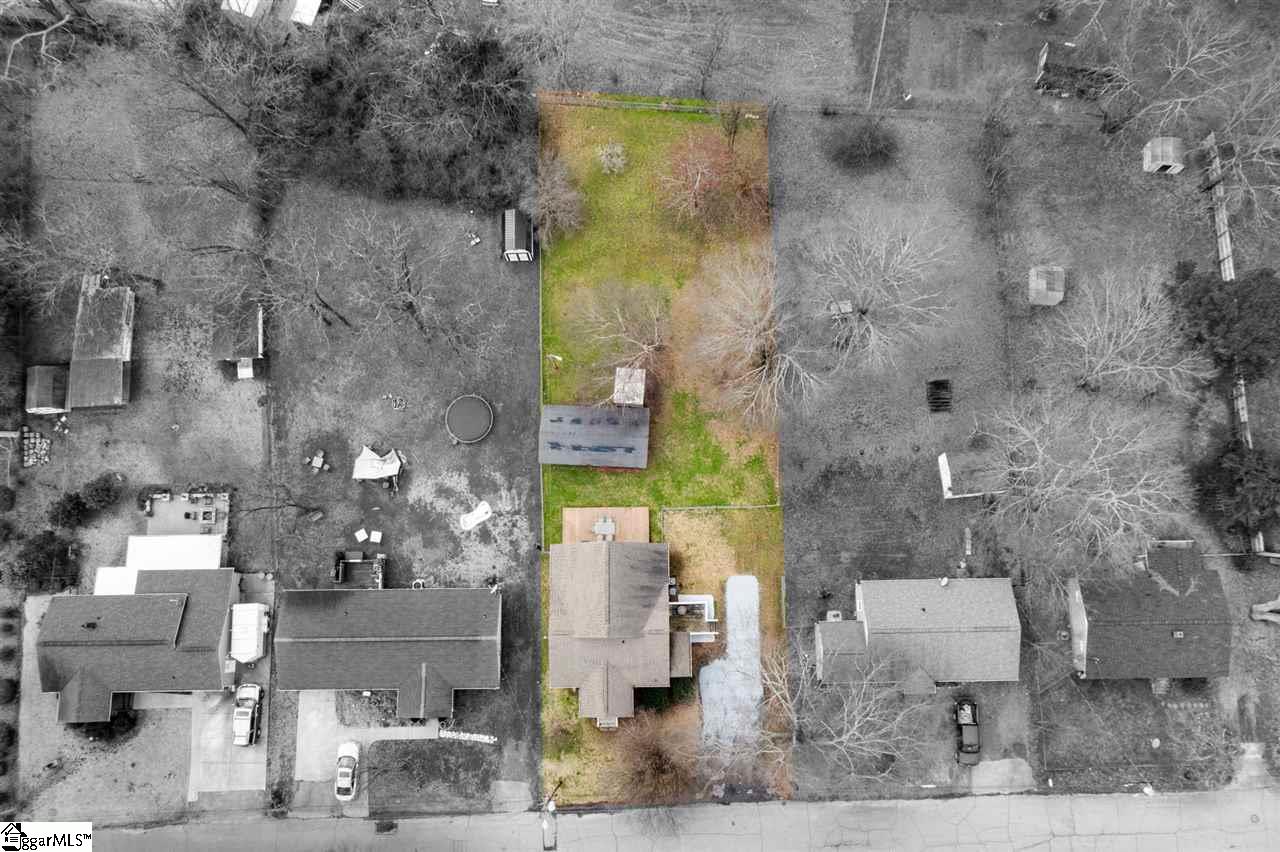 222 Mark Street Easley, SC 29640 - Photo 3 of 23