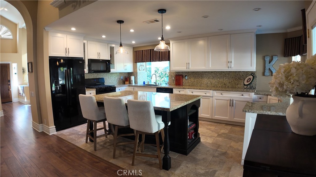 43080 Vista Del Rancho Temecula, CA 92592 - Photo 13 of 57