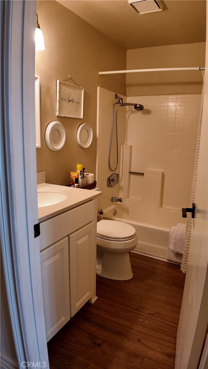 43080 Vista Del Rancho Temecula, CA 92592 - Photo 33 of 57 a bathroom with a sink a toilet and shower