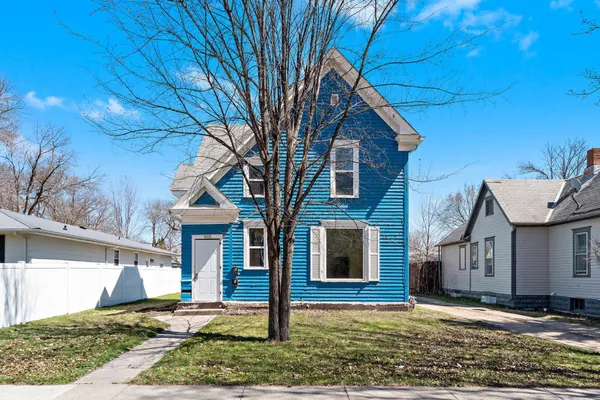 $149,900 | 805 4th Street Southwest, Willmar, MN 56201