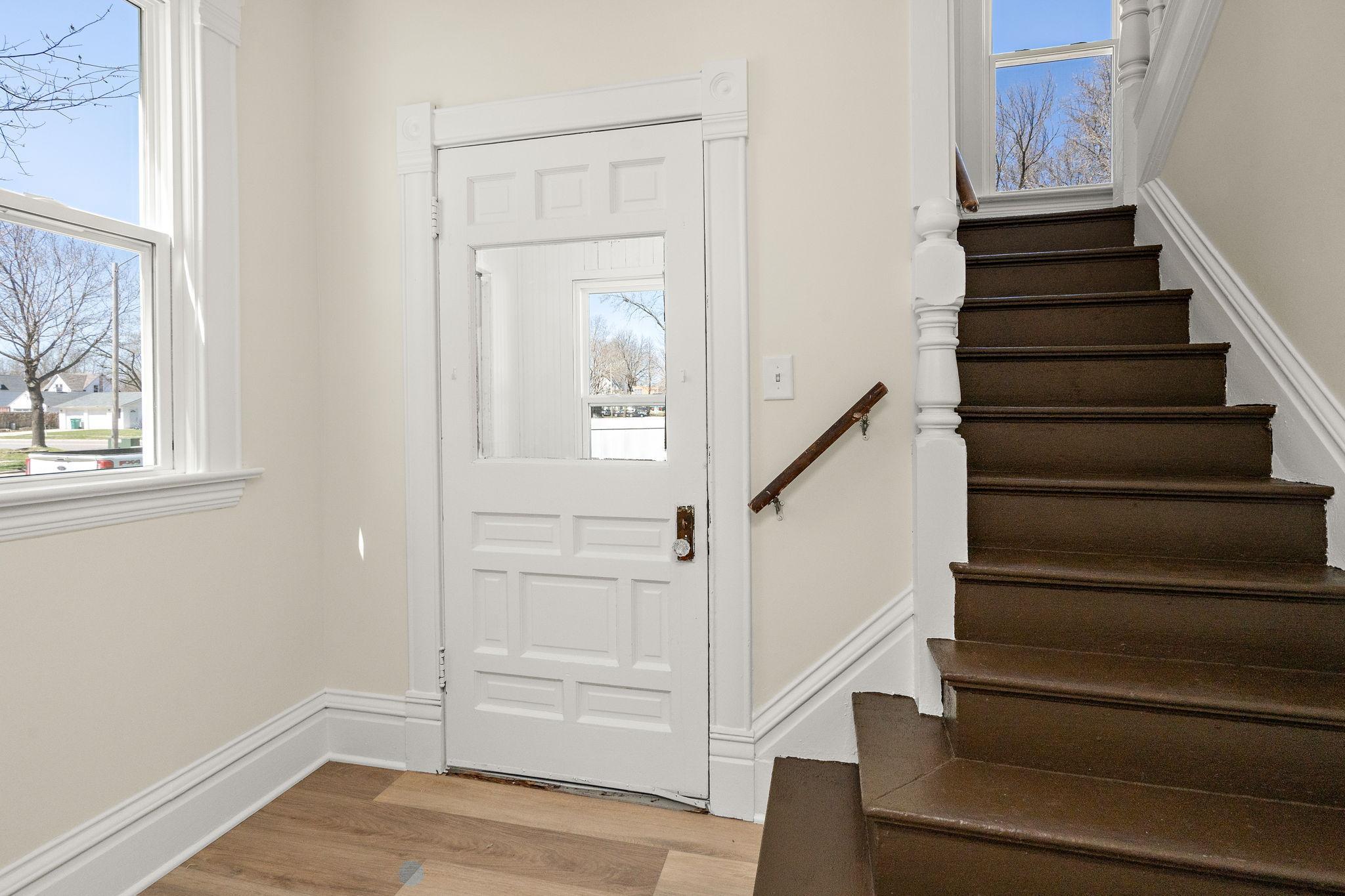 805 4th Street Southwest Willmar, MN 56201 - Photo 11 of 31