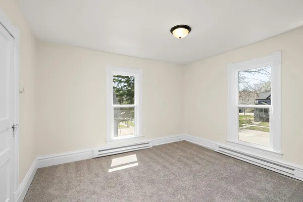 $149,900 | 805 4th Street Southwest, Willmar, MN 56201