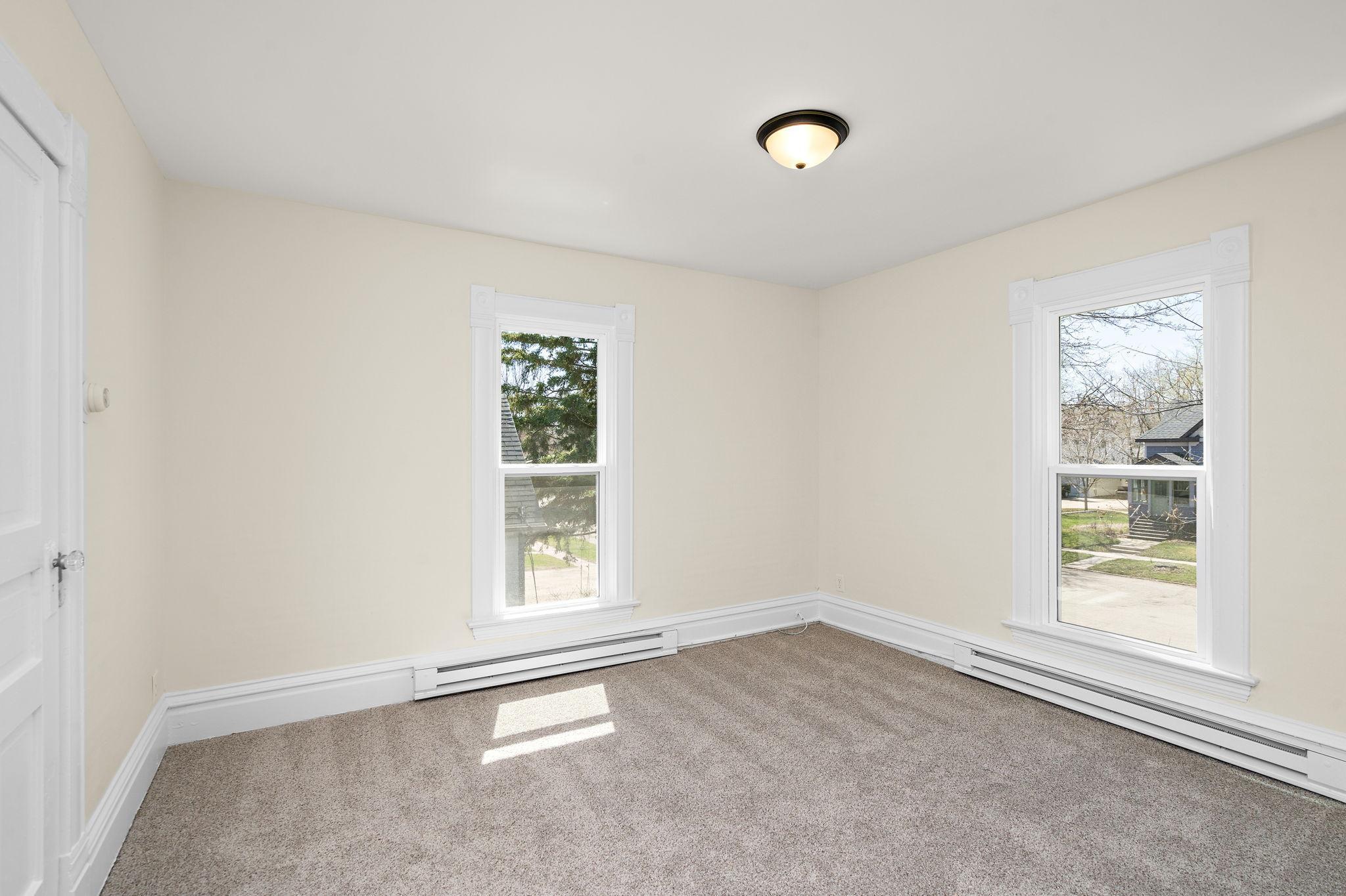 805 4th Street Southwest Willmar, MN 56201 - Photo 12 of 31