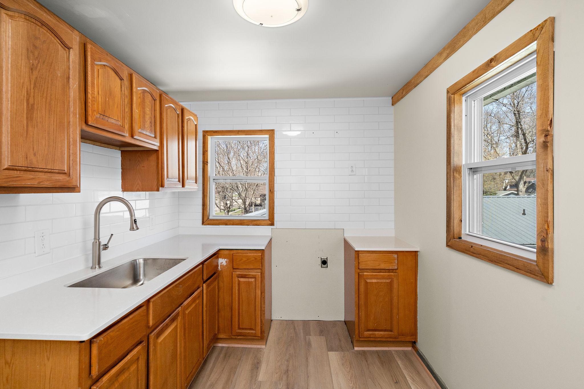 805 4th Street Southwest Willmar, MN 56201 - Photo 19 of 31