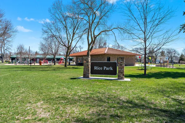 $149,900 | 805 4th Street Southwest, Willmar, MN 56201