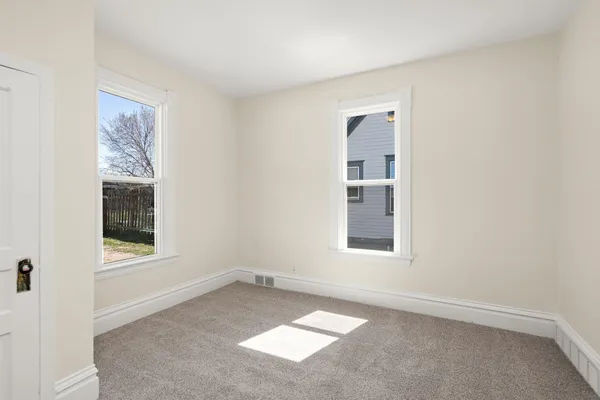 $149,900 | 805 4th Street Southwest, Willmar, MN 56201