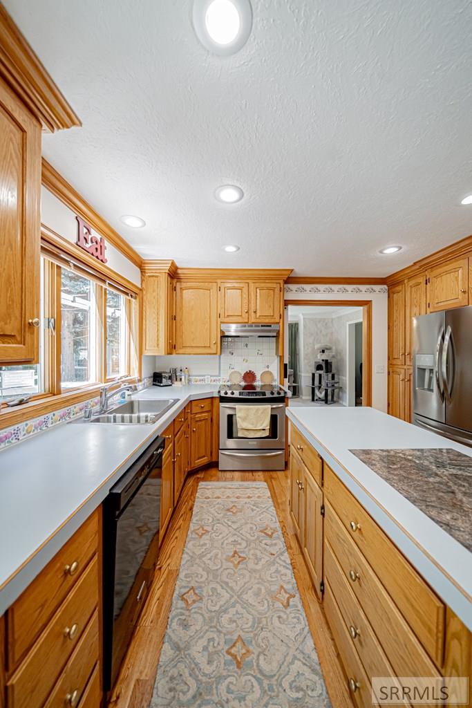 706 South Bellin Road Idaho Falls, ID 83402 - Photo 25 of 80
