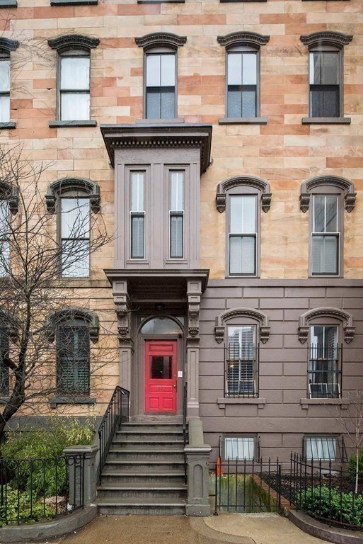 1670 Washington Street, Unit 6 Boston, MA 02118 - Photo 15 of 17 front view of a building
