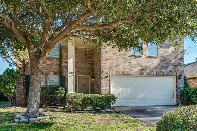 $1,950 | 5224 Royal Burgess Drive, Fort Worth, TX 76135