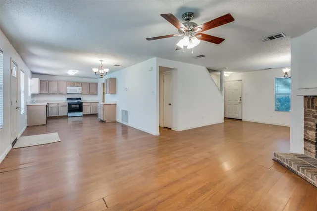 $1,950 | 5224 Royal Burgess Drive, Fort Worth, TX 76135