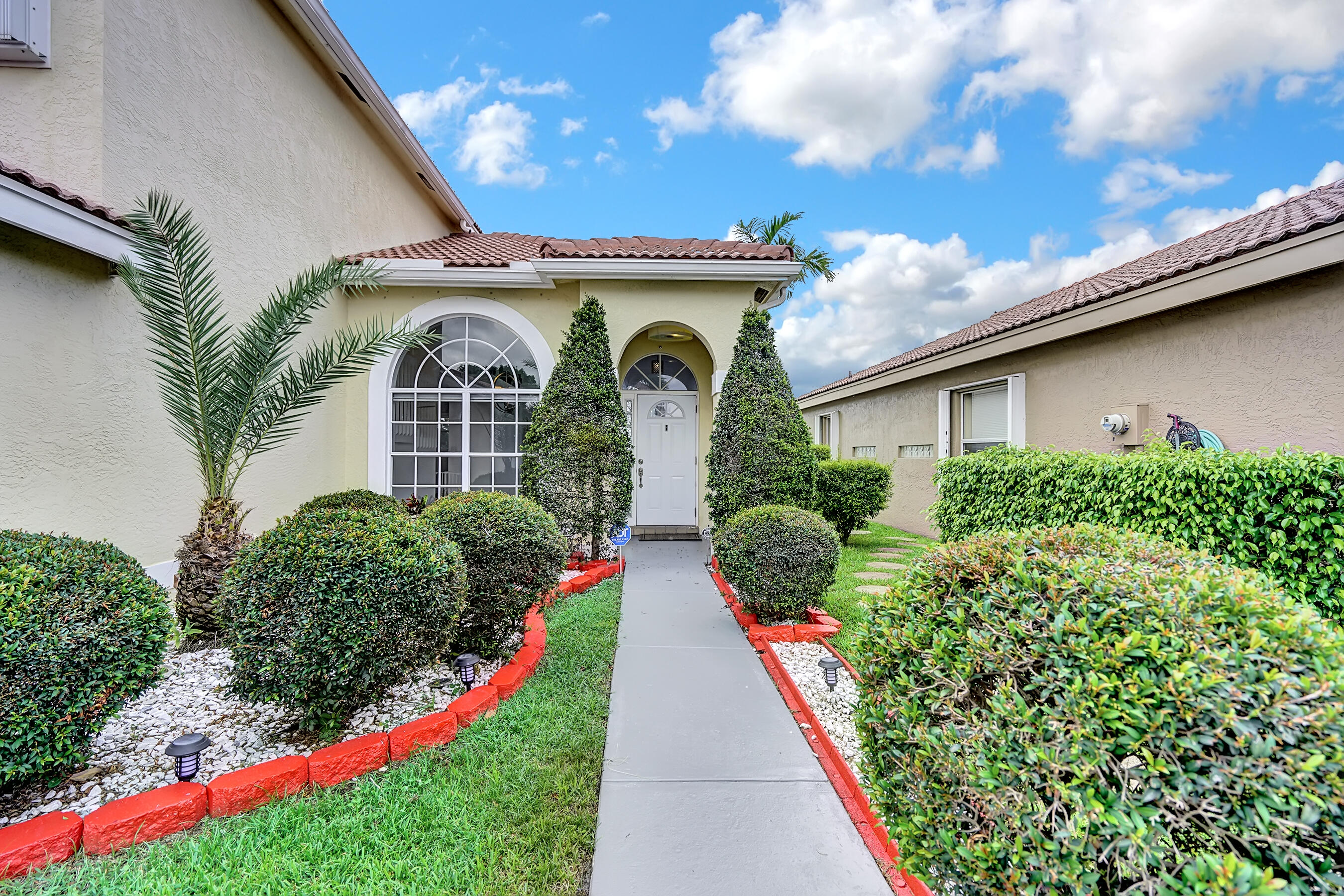 7202 Michigan Isle Road Lake Worth, FL 33467 - Photo 3 of 46 _DSC5814