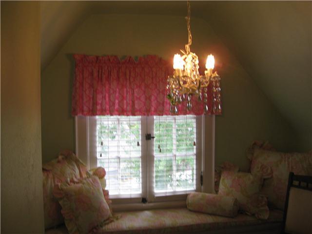 1931 Stanford Road Upper Arlington, OH 43212 - Photo 20 of 25