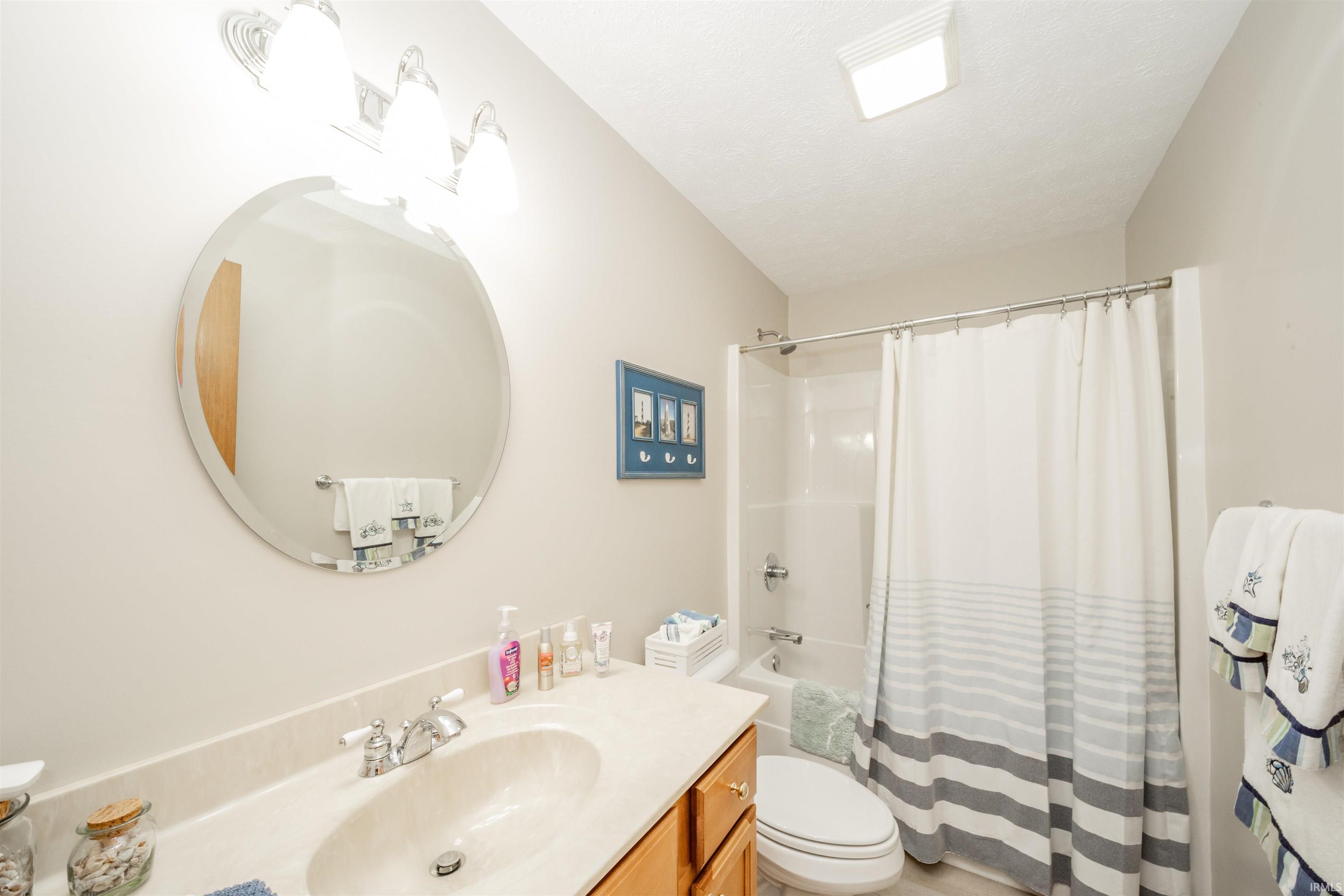 801 Silverwood Road Muncie, IN 47304 - Photo 17 of 25 Gallery Image 17