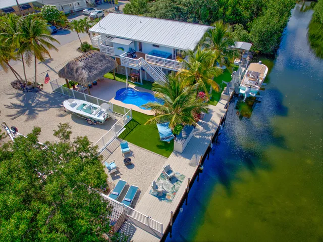 $1,089,000 | 29039 Cedar Drive, Big Pine Key, FL 33043