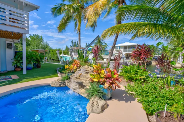 $1,089,000 | 29039 Cedar Drive, Big Pine Key, FL 33043