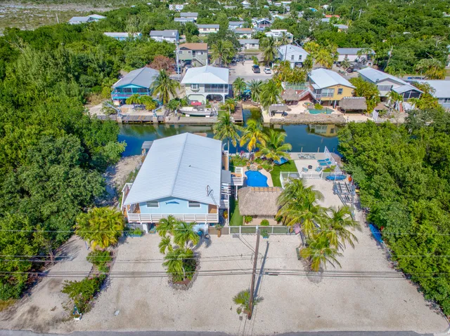$1,089,000 | 29039 Cedar Drive, Big Pine Key, FL 33043