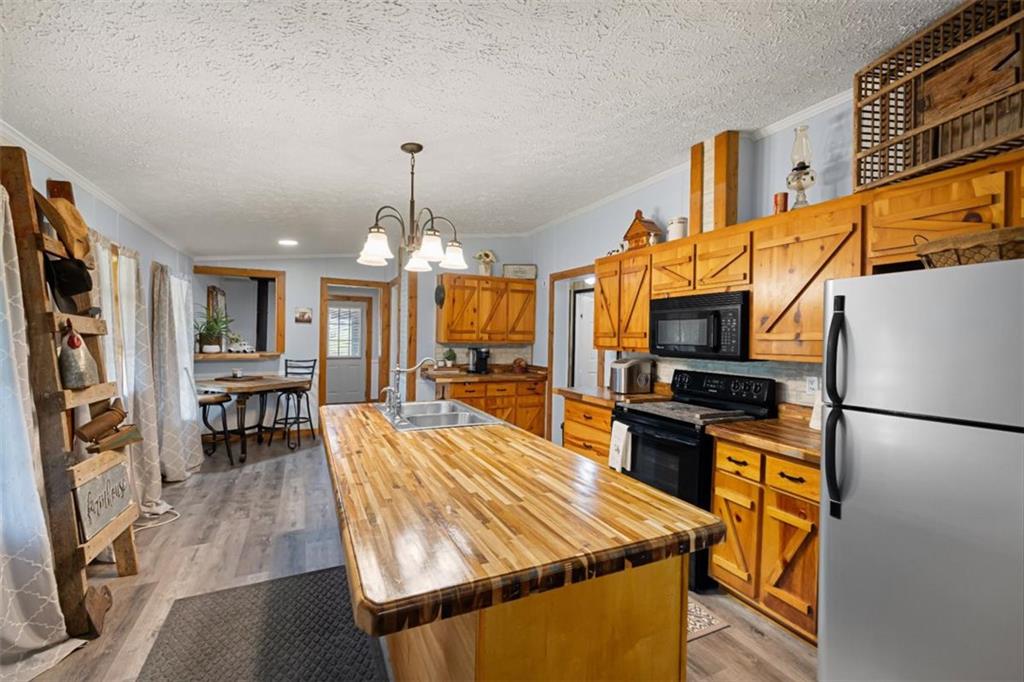 215 Erwin Road Southeast Adairsville, GA 30103 - Photo 12 of 53