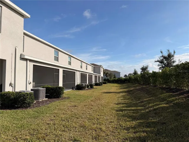 $2,250 | 17534 Crescent Moon Loop, Bradenton, FL 34211