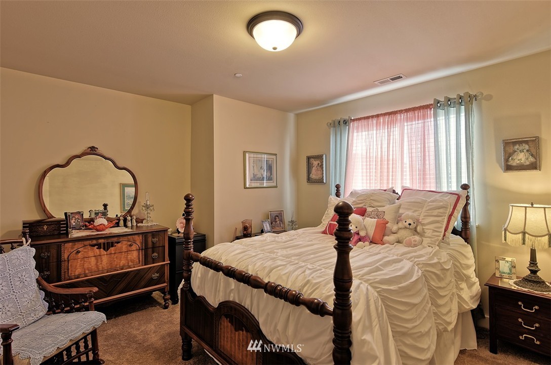 2402 196th Place Southeast Bothell, WA 98012 - Photo 17 of 22