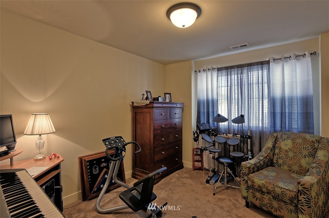 2402 196th Place Southeast Bothell, WA 98012 - Photo 18 of 22