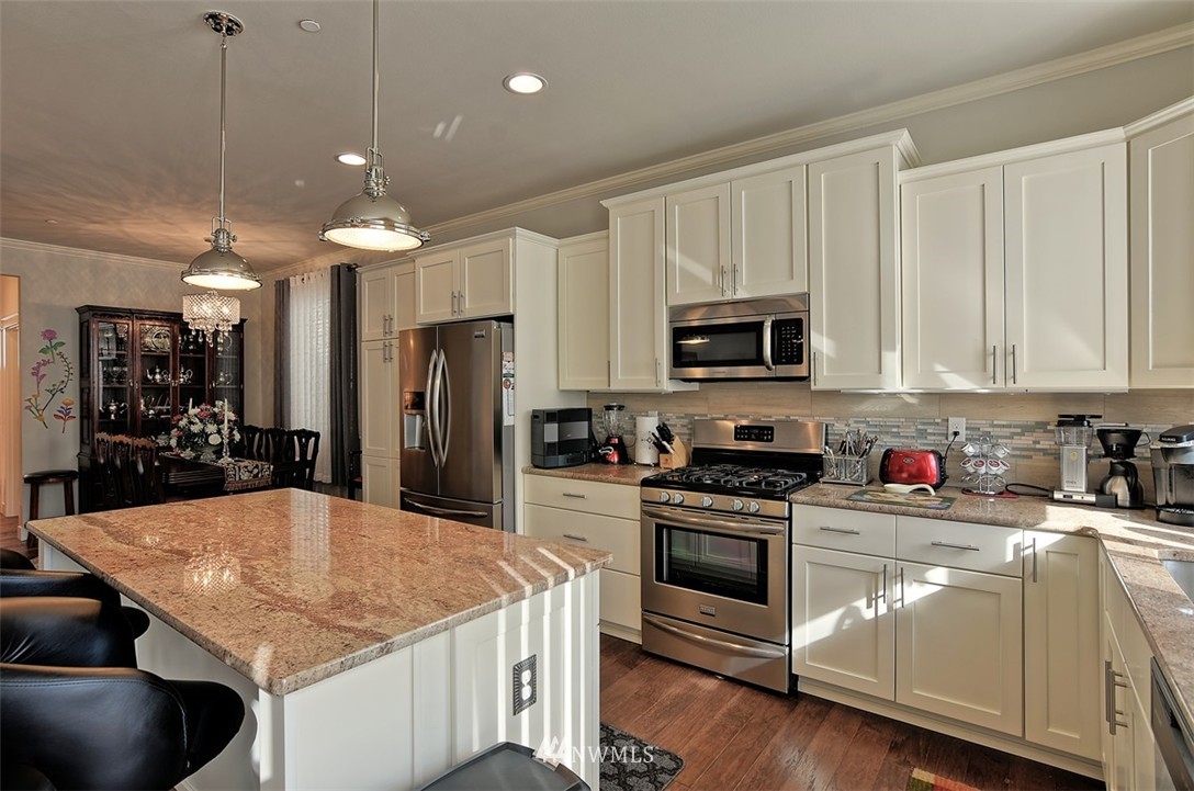 2402 196th Place Southeast Bothell, WA 98012 - Photo 5 of 22
