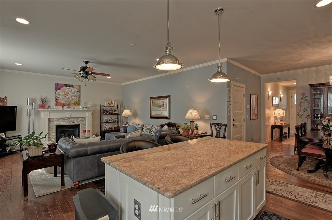 2402 196th Place Southeast Bothell, WA 98012 - Photo 6 of 22