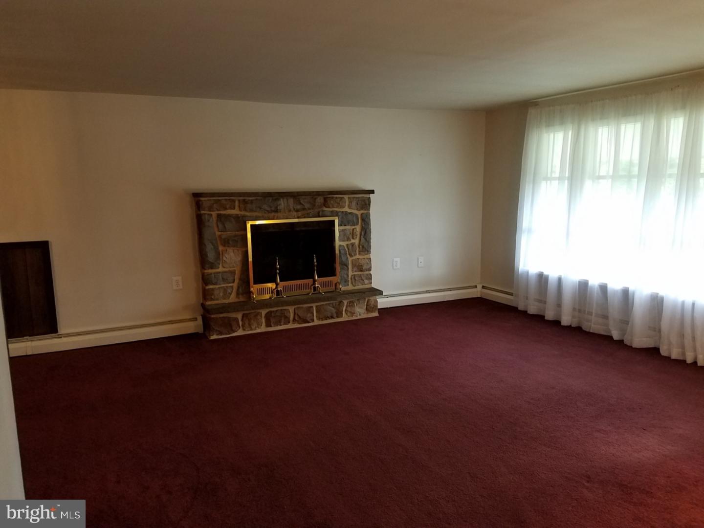 1326 Temple Road Pottstown, PA 19465 - Photo 4 of 20