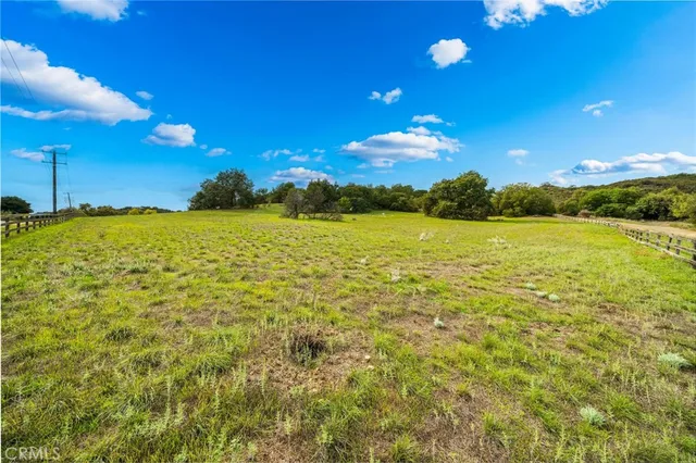 a view of an ocean from a yard
