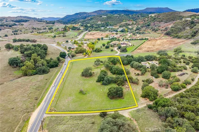 a view of a swimming pool