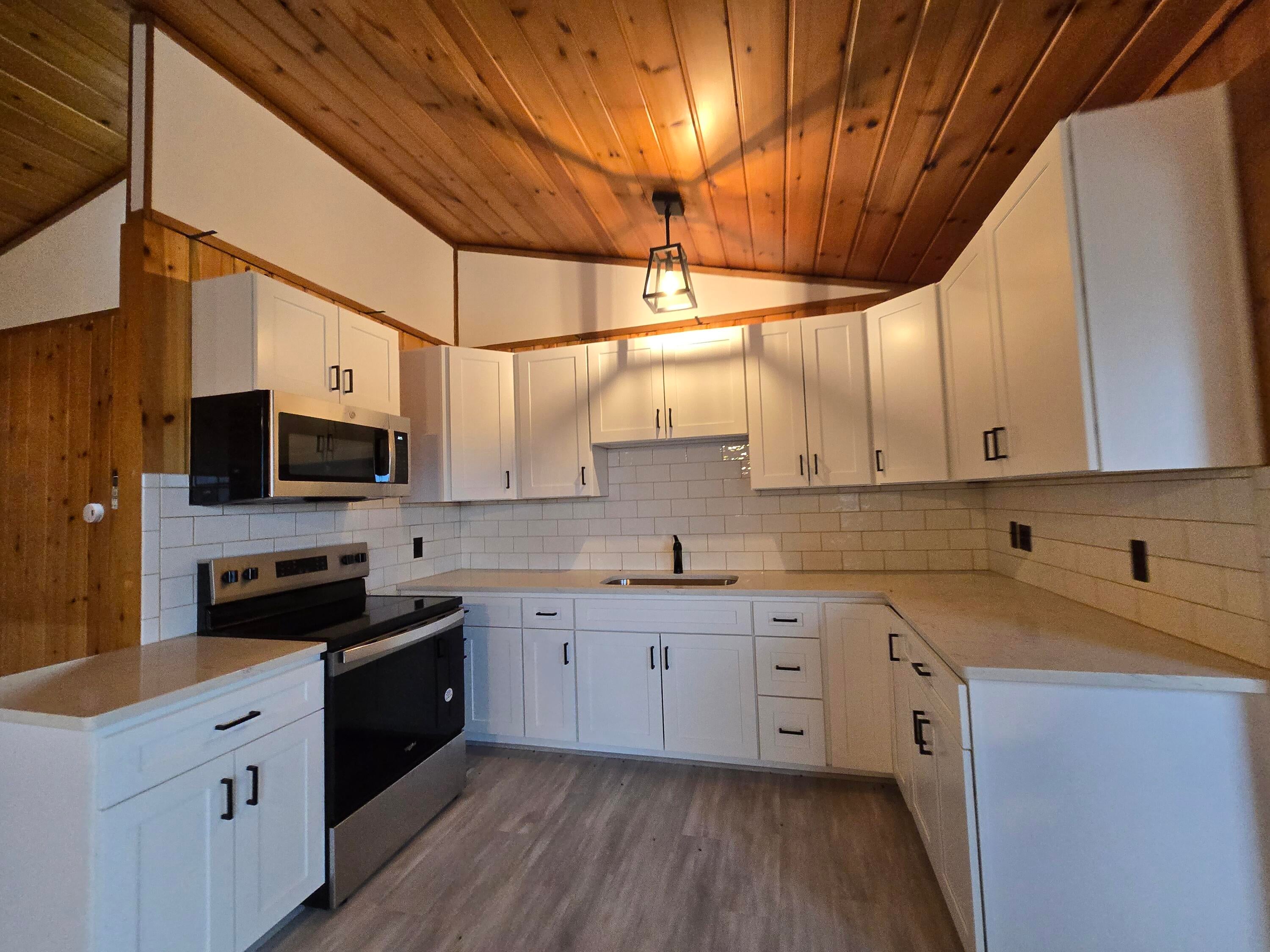 3466 Saint Ignace Road Hessel, MI 49745 - Photo 10 of 29 Gallery Image 10