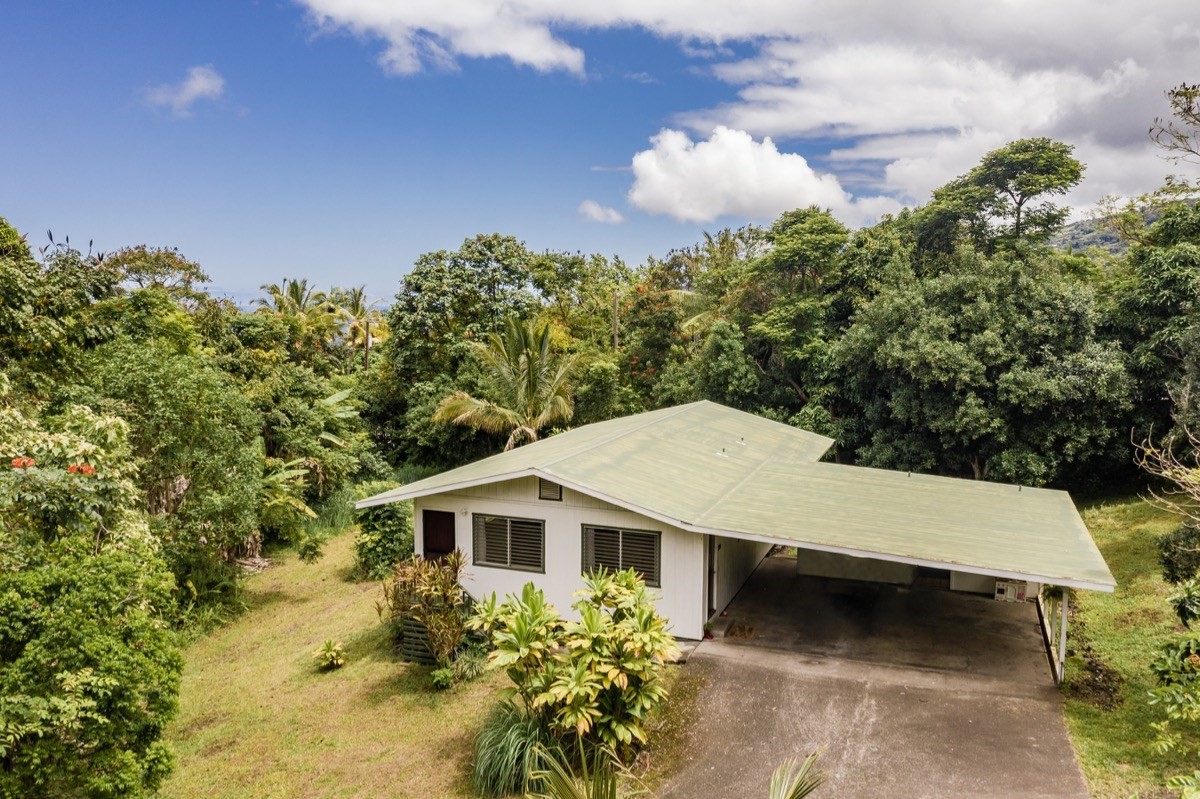 83-5426 Middle Keei Road Captain Cook, HI 96704 - Photo 1 of 30 Gallery Image 1