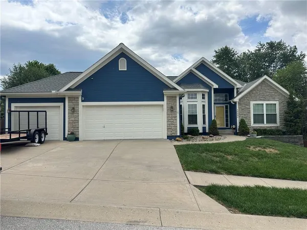 $460,000 | 16495 Northwest 137 Street, Platte City, MO 64079