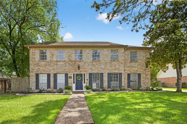 $610,000 | 11103 Holly Springs Drive, Houston, TX 77042