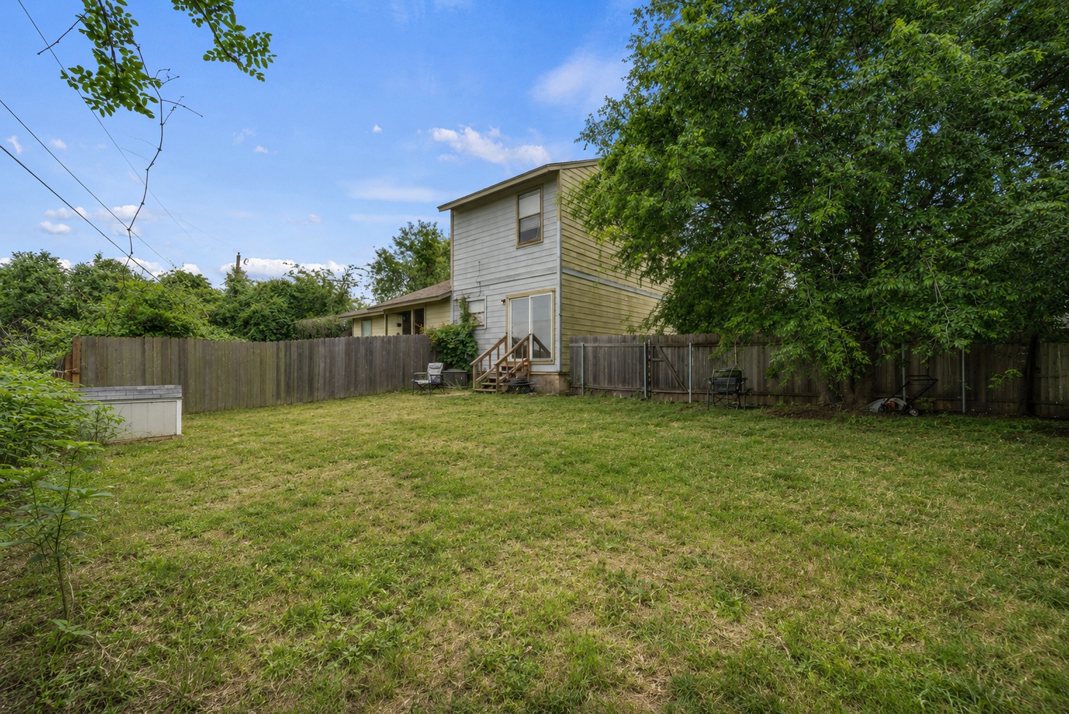 128 Hillside Drive Elgin, TX 78621 - Photo 28 of 38 Unit A yard