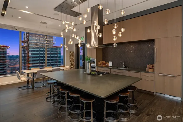 $1,099,900 | 1808 Minor Avenue, Unit 2308, Seattle, WA 98101